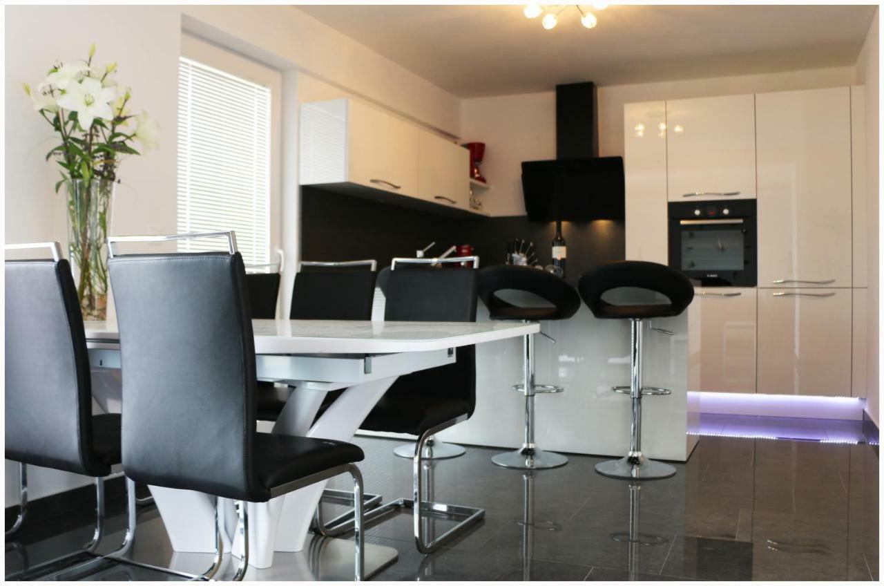 Apartman Loretta Primošten Екстериор снимка