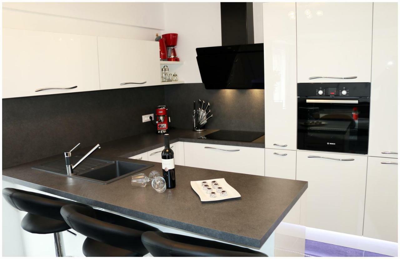 Apartman Loretta Primošten Екстериор снимка
