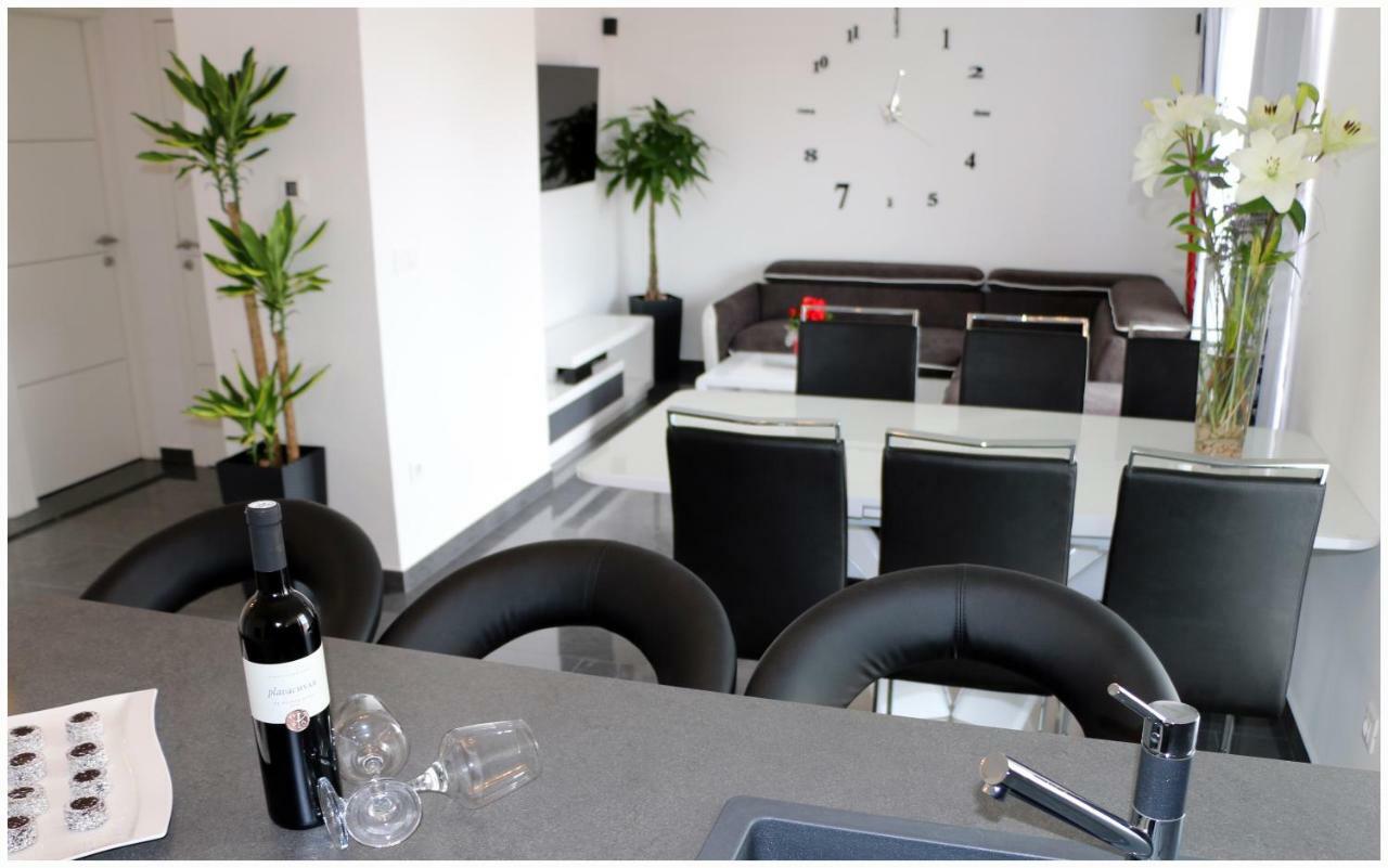 Apartman Loretta Primošten Екстериор снимка